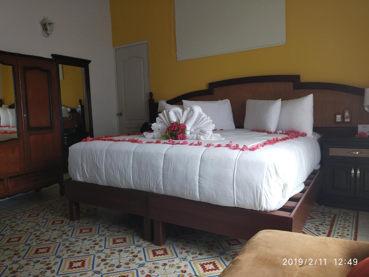 Casa San Juan Bed & Breakfast Merida Ngoại thất bức ảnh